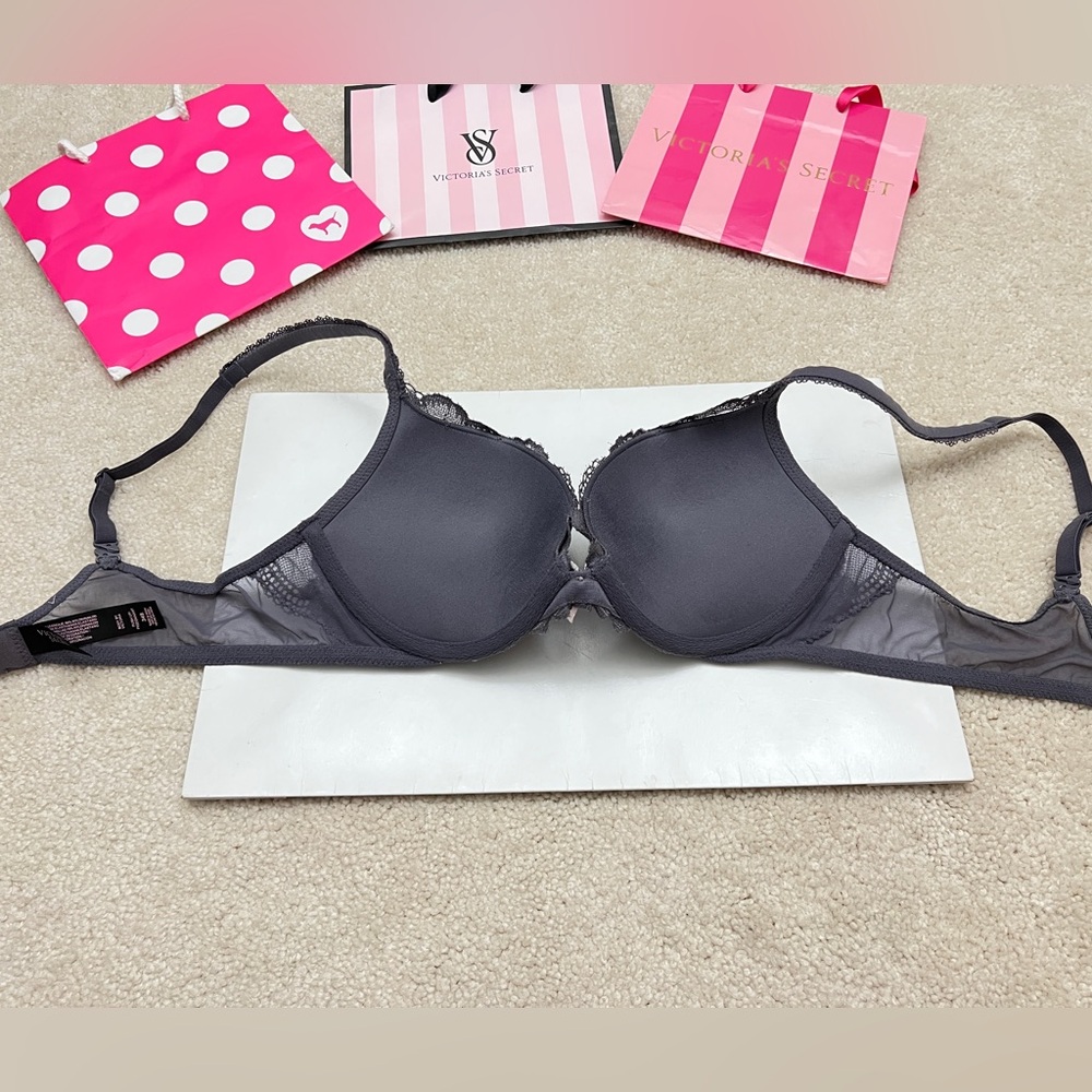 Retired Victoria’s Secret BBV Sexy Gray lace Embroidered Padded Push Up Bra 34B - Picture 3 of 5
